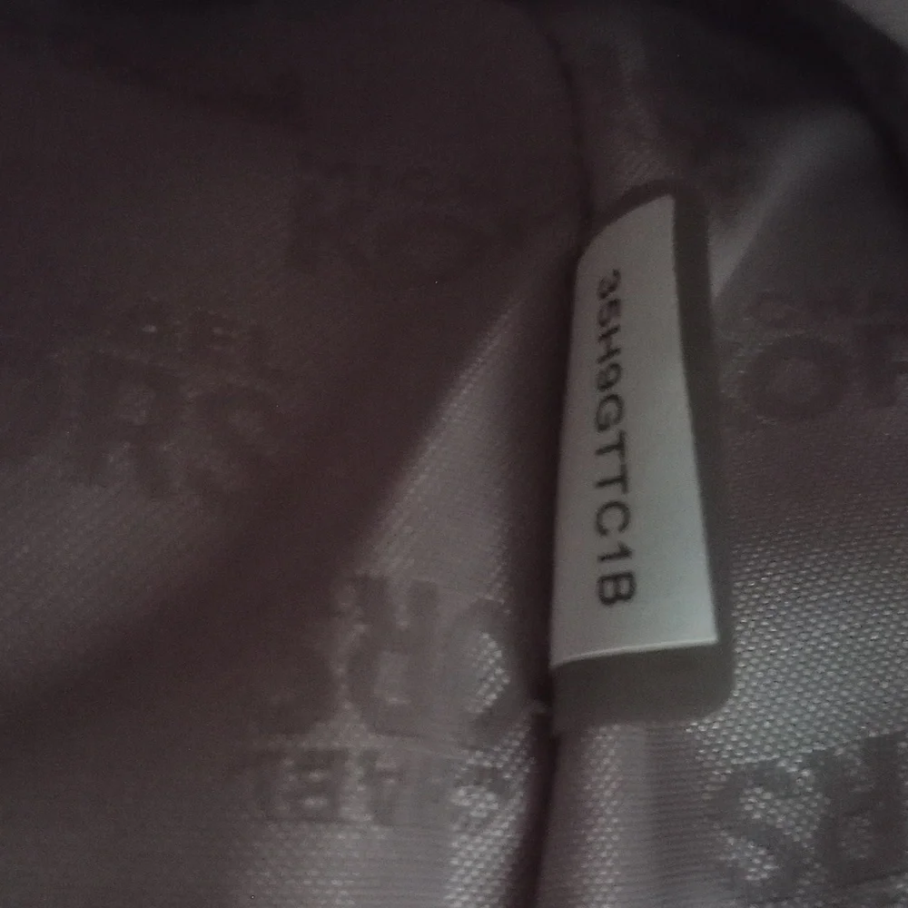 Michael Kors Cross Body Bag - Picture 10 of 10
